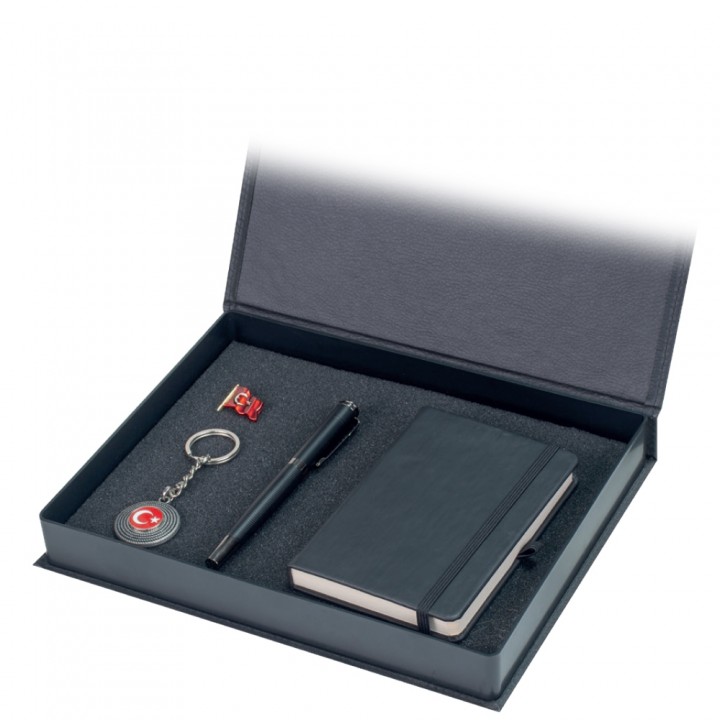 Siyah Defter Kalem ve Anahtarlıklı Kutulu VIP Promosyon Set – Logo Baskılı Kurumsal Hediye Seti